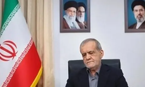 Tổng thống Iran tuyên bố chương trình tên lửa không nằm trong thỏa thuận với Mỹ