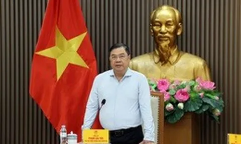 Nghiên cứu, triển khai dự án xây dựng kho dự trữ xăng dầu khu vực Bắc Lào