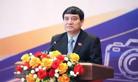 Báo chí là cầu nối quan trọng giữa Quốc hội với cử tri và nhân dân
