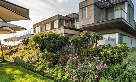 Người Mỹ "chốt đơn" liên tục mặc kệ giá nhà đất tăng kỷ lục