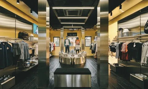 Cửa hàng adidas Originals Hội An: Giao thoa giữa thời trang và văn hóa bản địa