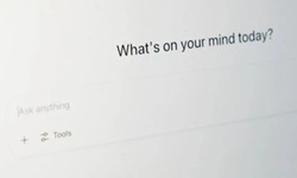 Bỏ ra 150.000 USD/tháng để AI làm hộ: Giới lập trình viên sợ hãi trước cơn lốc sa thải, nuôi cả một đội quân robot 24/7