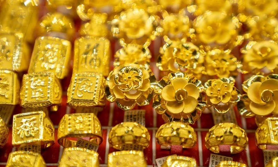 Giá vàng hôm nay (25/8): Vàng nhẫn tăng vọt, chạm mốc 155 triệu đồng/lượng
